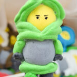 Laste magustoidud karakteriga vahukommi topper ninja