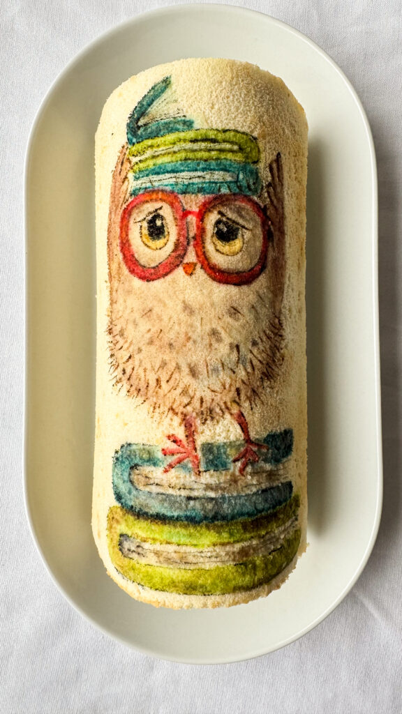 Portfoolio käsitsi joonistatud piltbiskviit öökulliga