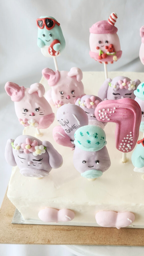 Lastetordid lastetort vahukommidega