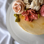 Sefiirililleaed eriline lilline tort sefiirililledega