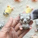 Laste magustoidud karakteriga käsitöö vahukommid