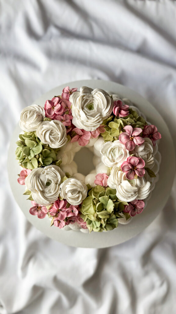 Sefiiritordid sefiiripärg kaunistatud sefiirililledega kingituseks