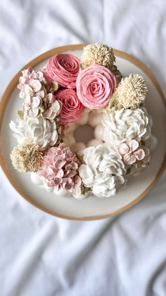 Sefiiritordid sefiiripärg kaunistatud sefiirililledega