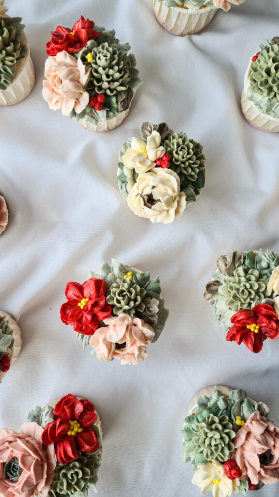 Portfoolio eritellimus tassikoogid lilledega