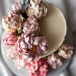 Sefiirililleaed õrn lilleline tort sefiirililledega